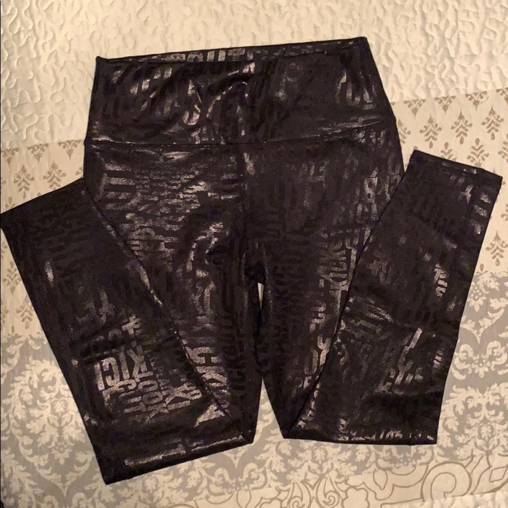 NWT Fabletics Power Hold printed pants